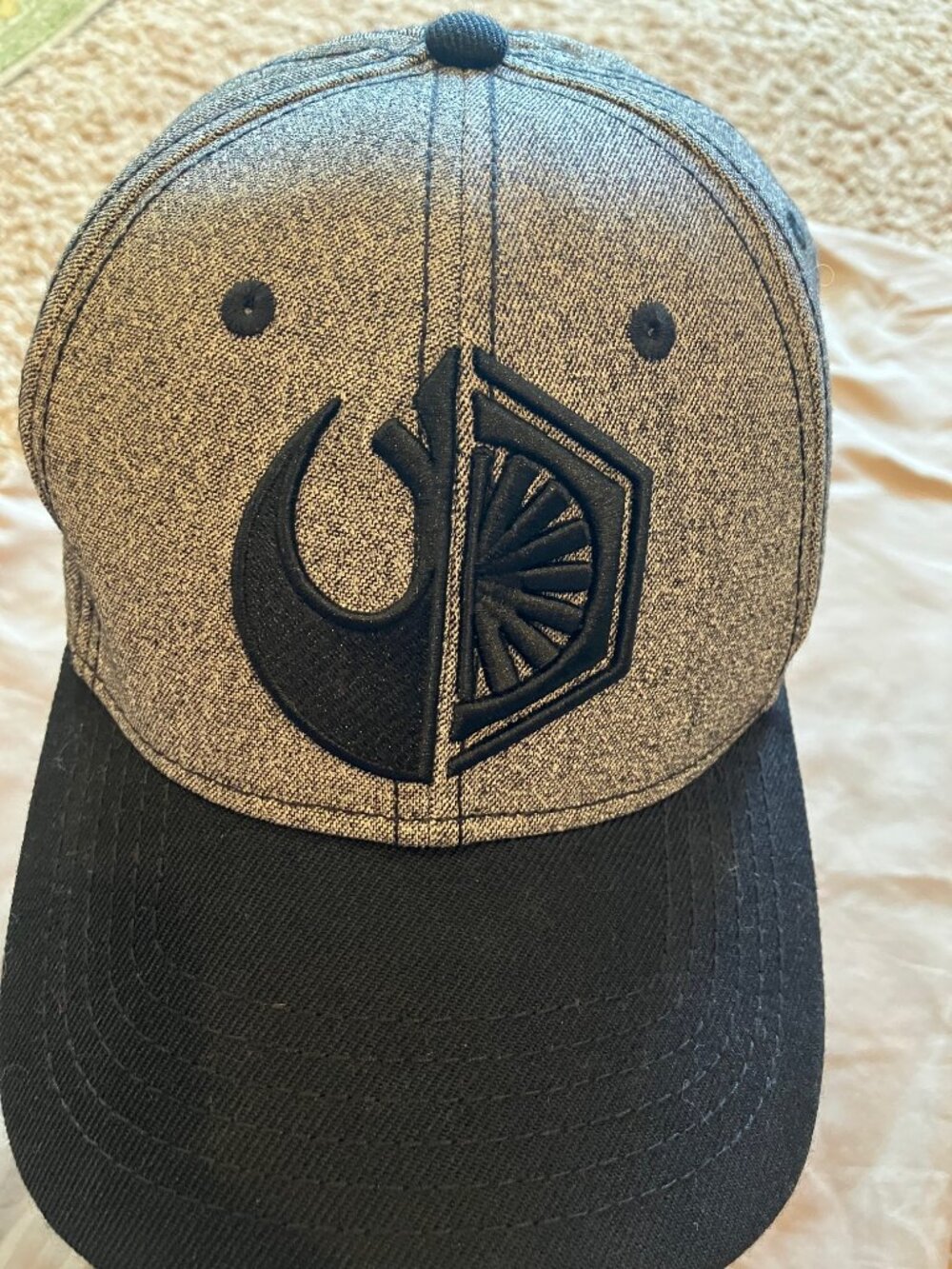 Star Wars Gray Black Flex Fit Hat Cap Rebel Resistance First Order Disney